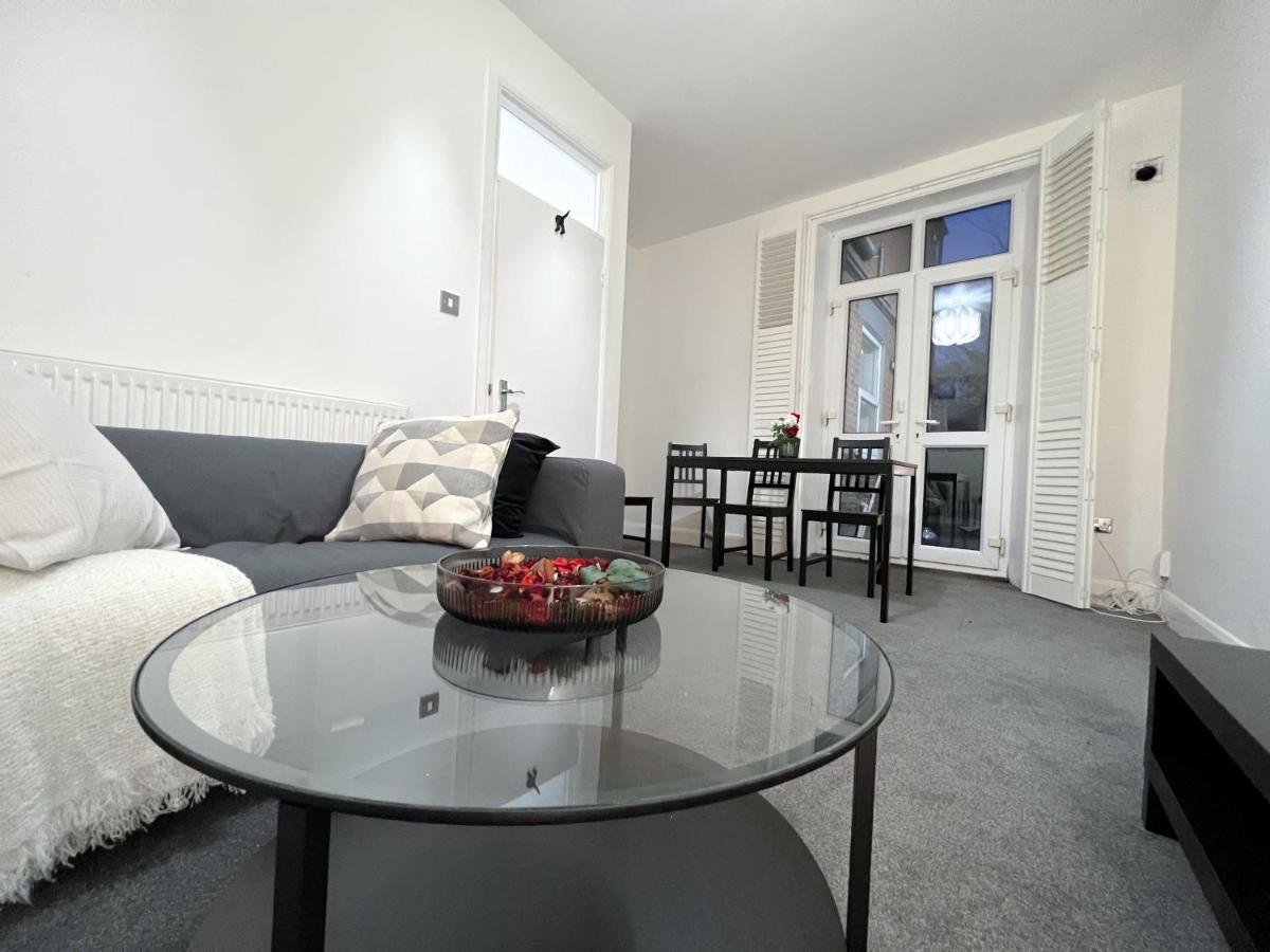 Stylish 3 Bed Flat With Garden Apartamento Londres Exterior foto